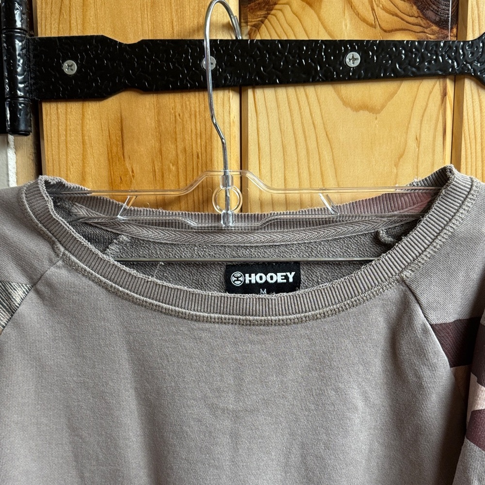 Hooey Taupe Crewneck Sweatshirt with Colorblock Sleeve Accents - Picture 9 of 9